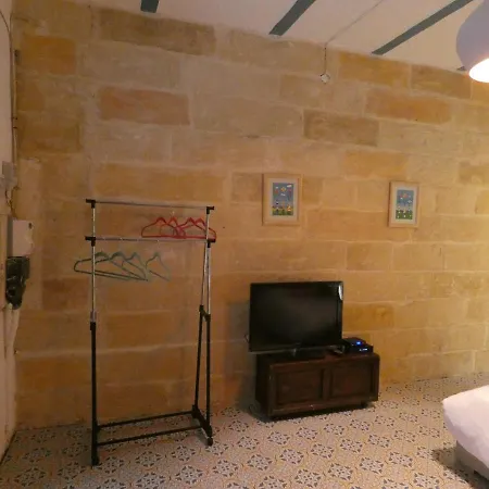 Zekka * Valletta